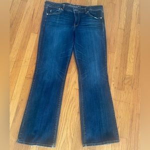 American Eagle Outfitters women’s jeans